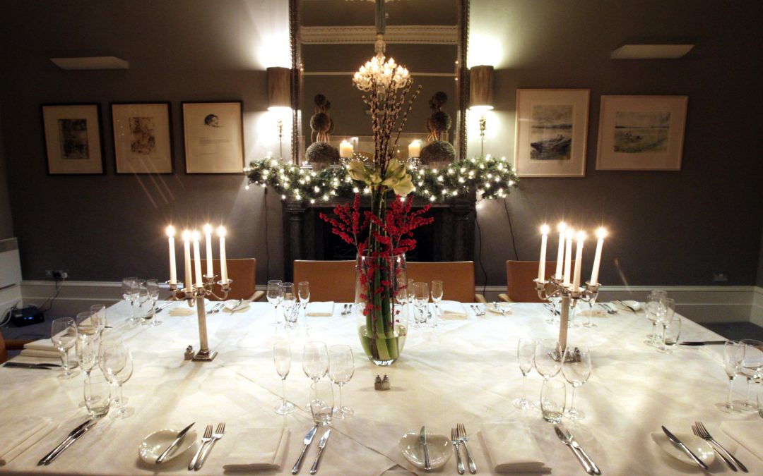 No. 25 Fitzwilliam Place | Christmas Dinner in the Eileen Gray | Christmas Flowers | Christmas Table