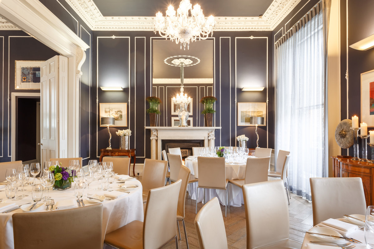 No. 25 Fitzwilliam Place | Private Dining, Round Table Set-Up