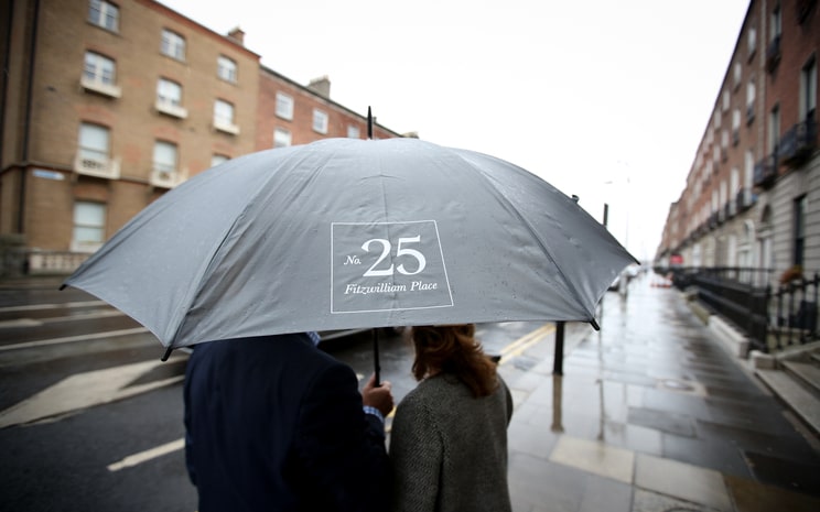 winter wedding, winter weather, rainy wedding, Dublin weather, No. 25 Fitzwilliam Place